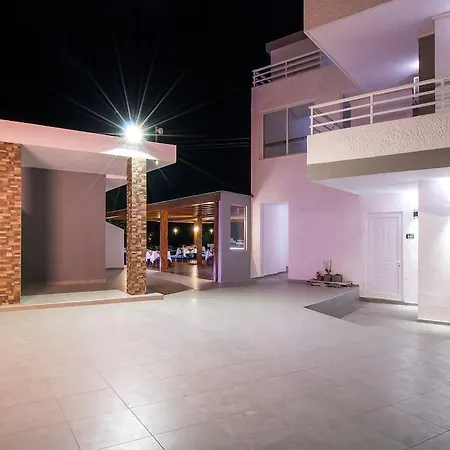 Otel Essential Summer (adults Only) 2*