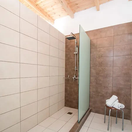 Hotel Essential Summer - Adults Only