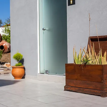 Essential Summer - Adults Only 2*