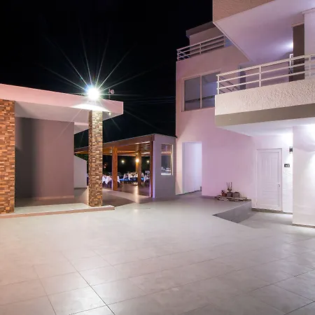 Essential Summer - Adults Only Hotel