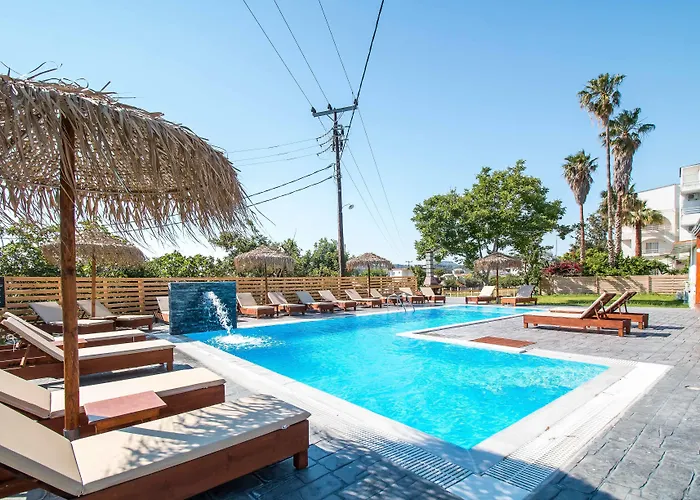 Essential Summer - Adults Only 2*