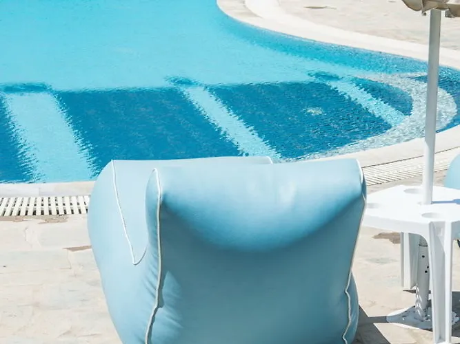 Essential Summer - Adults Only Hotel