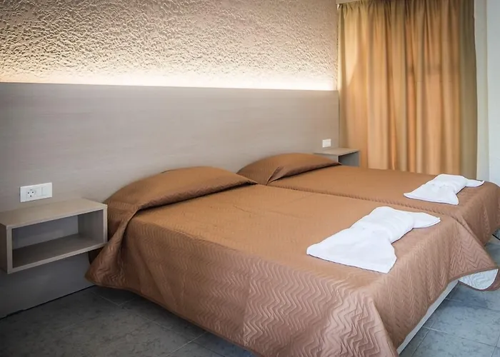 Essential Summer - Adults Only Otel